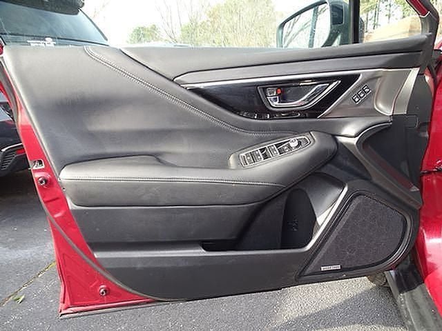 2021 Subaru Outback Limited - Photo 18