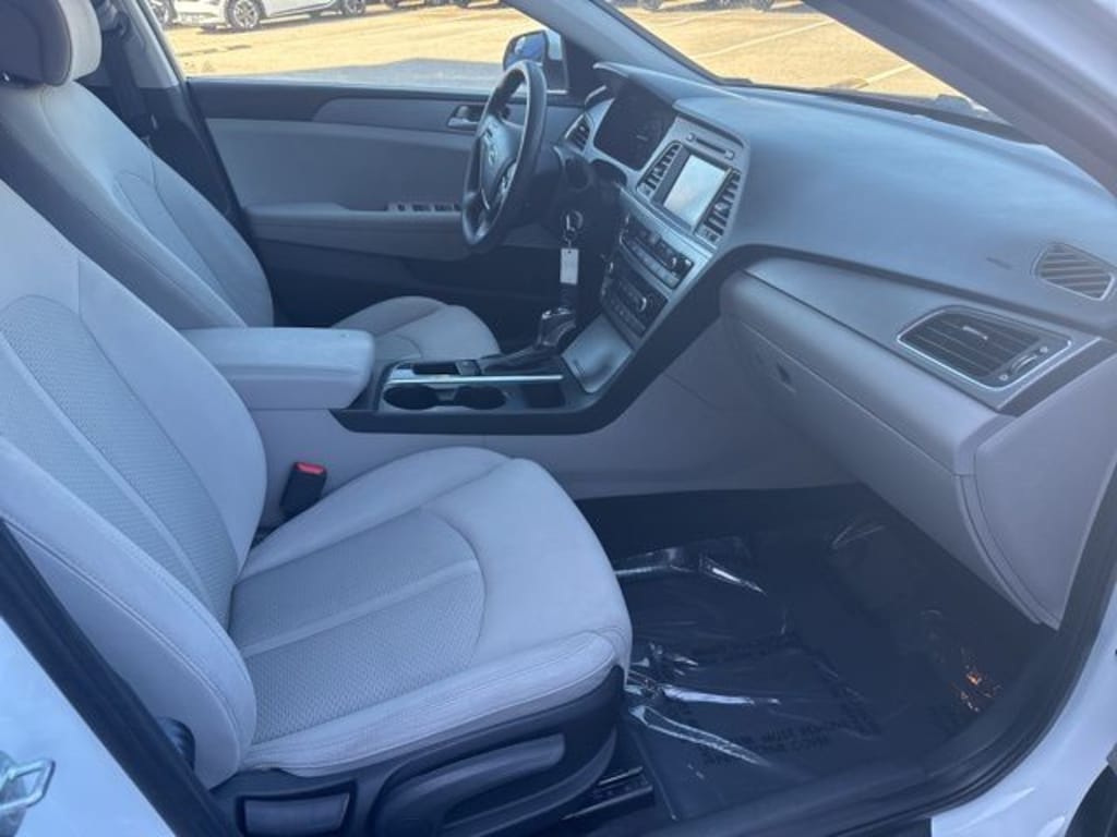 Used 2017 Hyundai Sonata SE w/PZEV Sedan