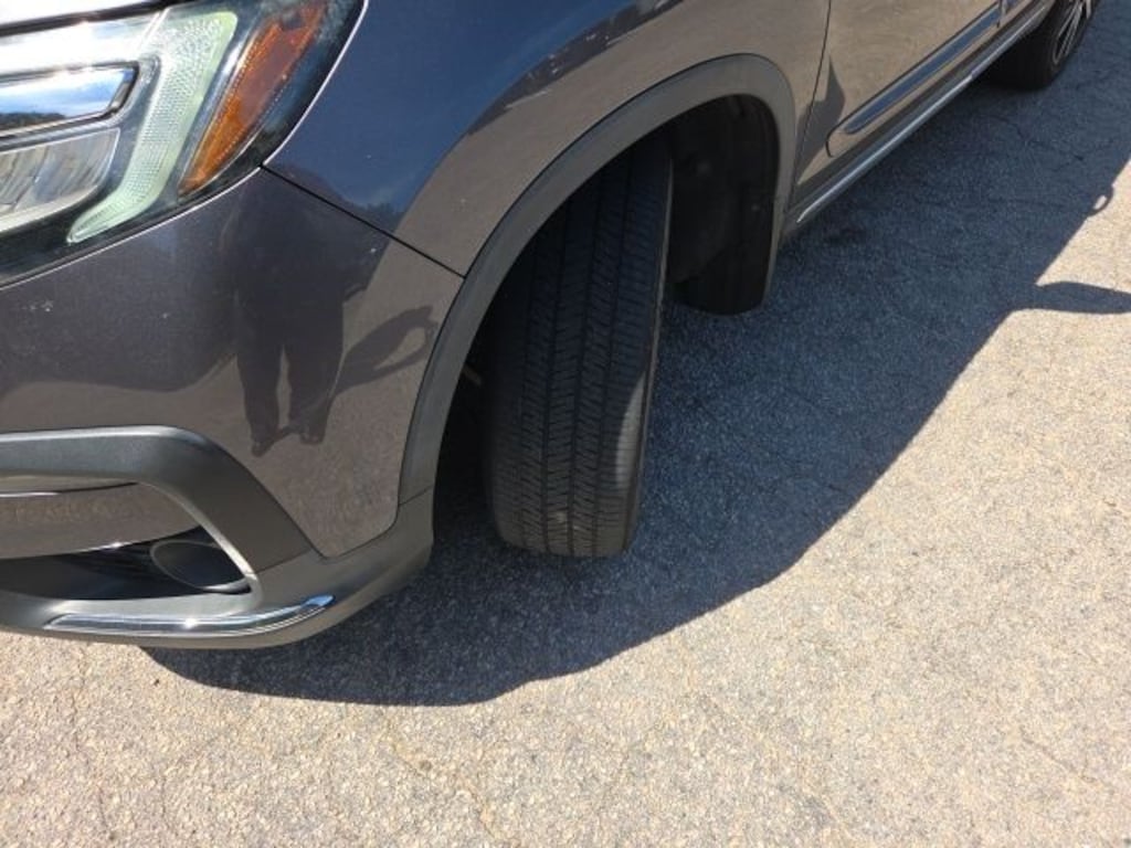 Used 2019 Honda Pilot Touring 8-Passenger AWD SUV