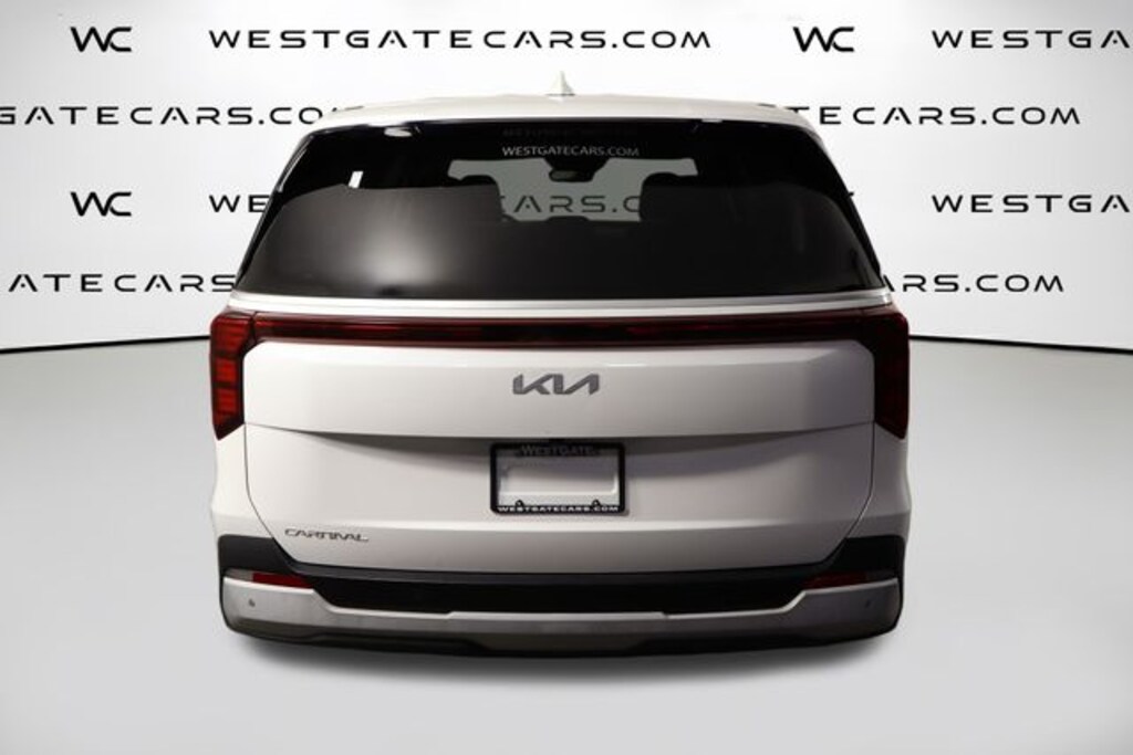 Used 2025 Kia Carnival LXS Van Passenger Van