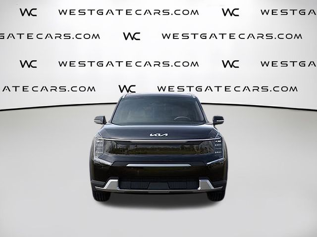 2026 Kia EV9 Wind photo 2