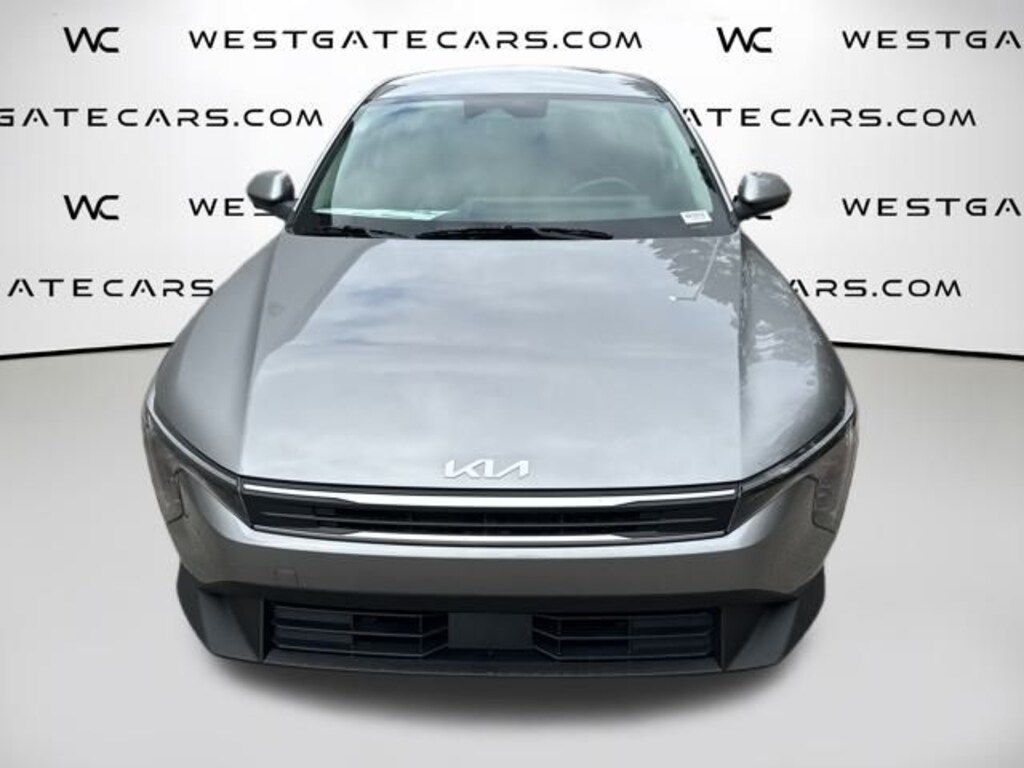 New 2025 Kia K4 LXS Sedan