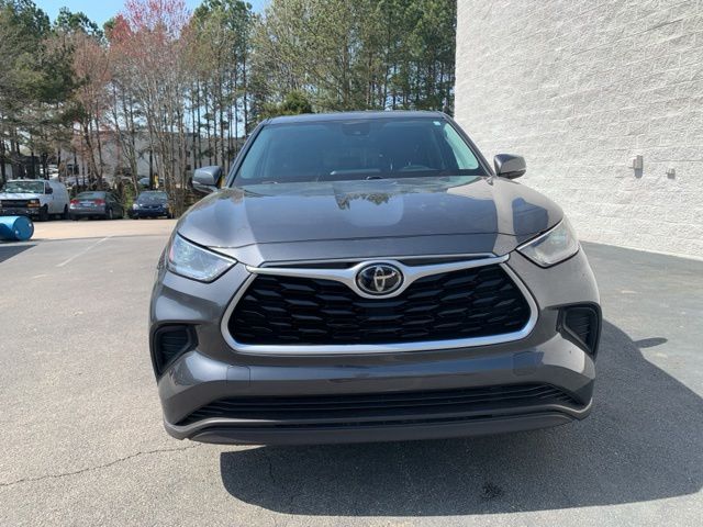 2021 Toyota Highlander L photo 2