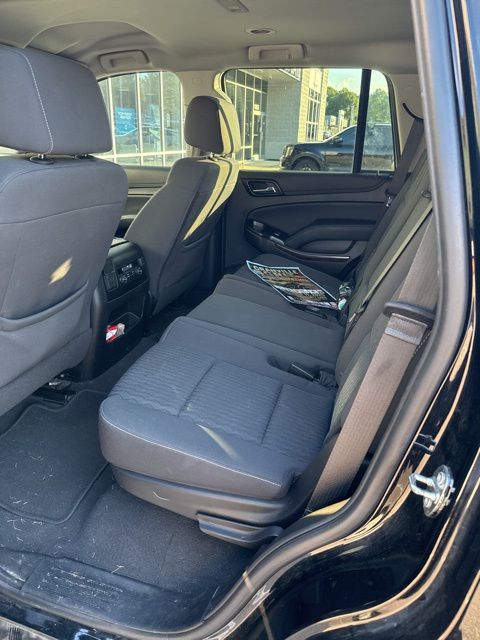 2019 Chevrolet Tahoe LS photo 4