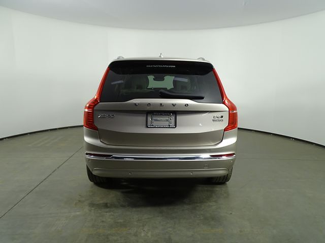 2023 Volvo XC90 AWD Plus photo 4
