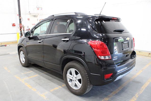 2019 Chevrolet Trax LT photo 2