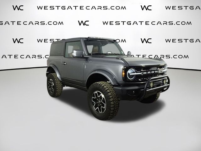 2022 Ford Bronco 2-Door Outer Banks's photo