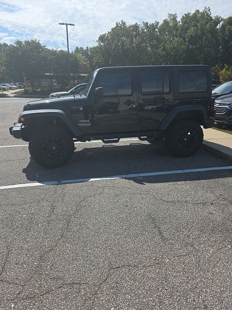 2016 Jeep Wrangler Unlimited Sport photo 4