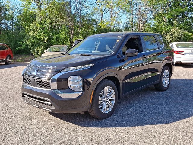 2025 Mitsubishi Outlander PHEV ES photo 2