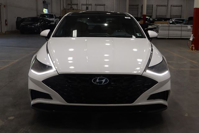 2020 Hyundai Sonata Limited photo 2