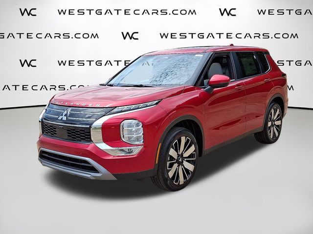 2025 Mitsubishi Outlander SE's photo