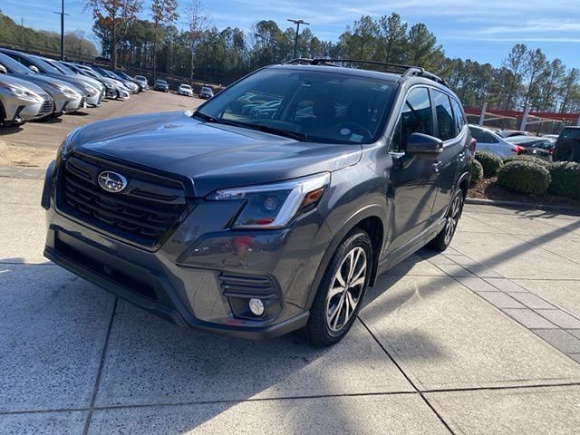 2022 Subaru Forester Limited photo 4
