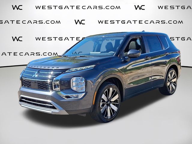 2025 Mitsubishi Outlander SE's photo