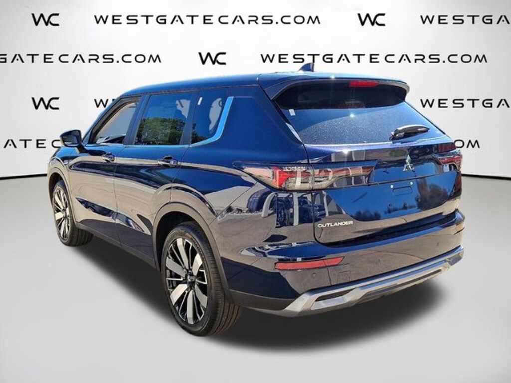 New 2025 Mitsubishi Outlander SE SUV