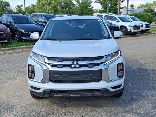 2023 Mitsubishi Outlander Sport SE photo 2