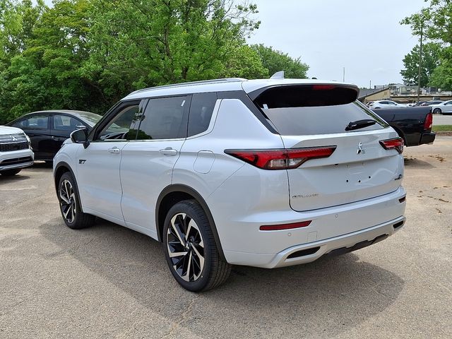 2025 Mitsubishi Outlander PHEV SEL photo 3