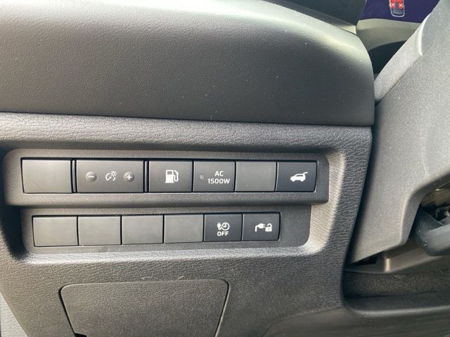 2025 Mitsubishi Outlander Plug-in Hybrid SEL - Photo 19