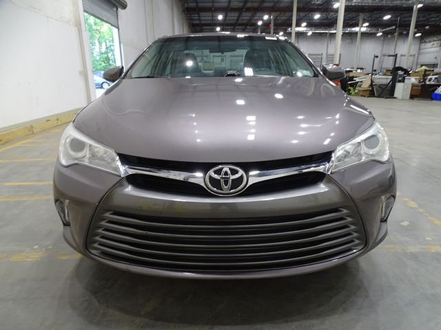 2017 Toyota Camry LE photo 2