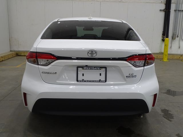 2024 Toyota Corolla LE photo 4