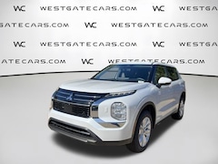 2026 Mitsubishi Outlander ES SUV