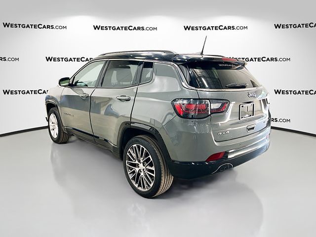 2022 Jeep Compass Limited photo 2