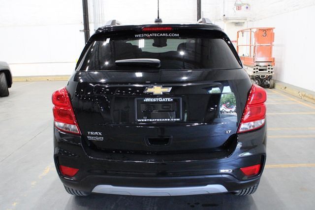 2019 Chevrolet Trax LT photo 3