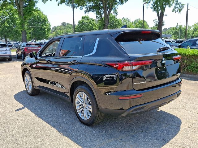 2025 Mitsubishi Outlander PHEV ES photo 3