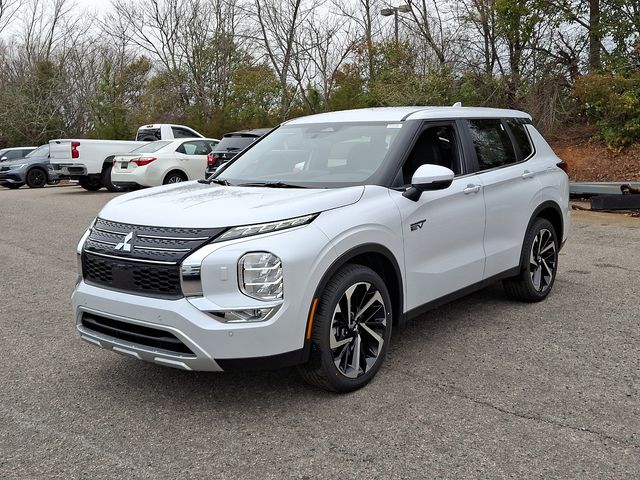 2025 Mitsubishi Outlander PHEV SE photo 2