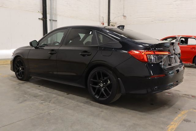 2023 Honda Civic Sport photo 3