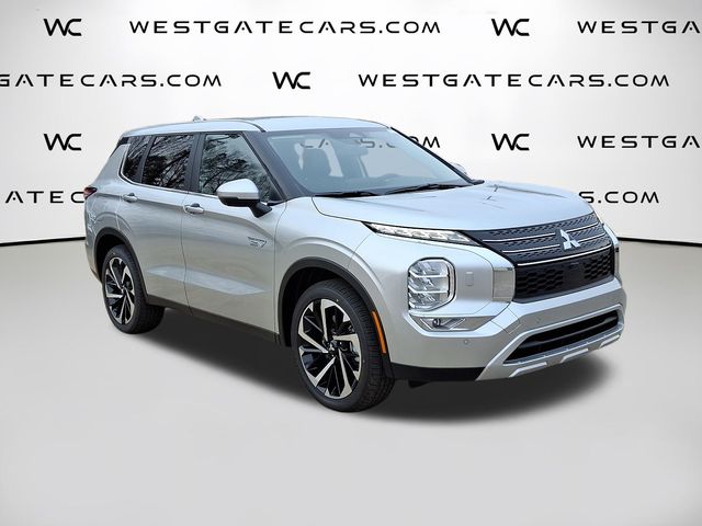 2025 Mitsubishi Outlander Plug-in Hybrid SE's photo