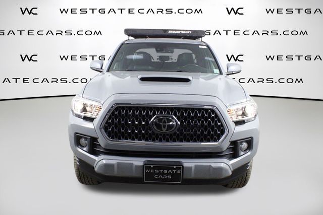 2019 Toyota Tacoma TRD Sport V6 photo 2