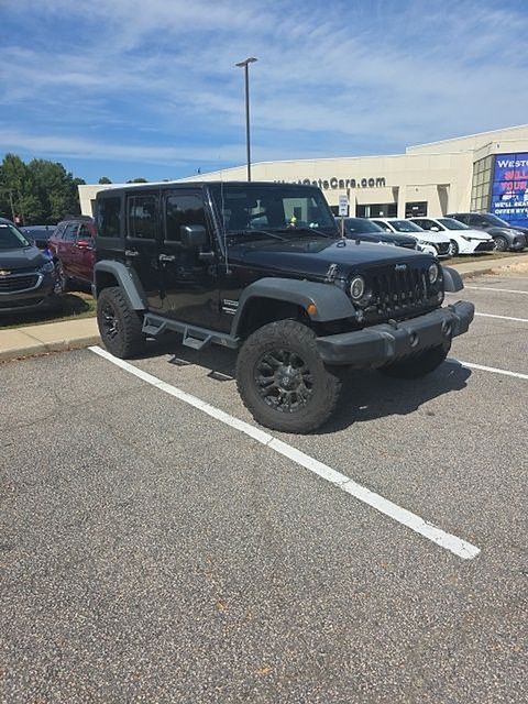 2016 Jeep Wrangler Unlimited Sport photo 2