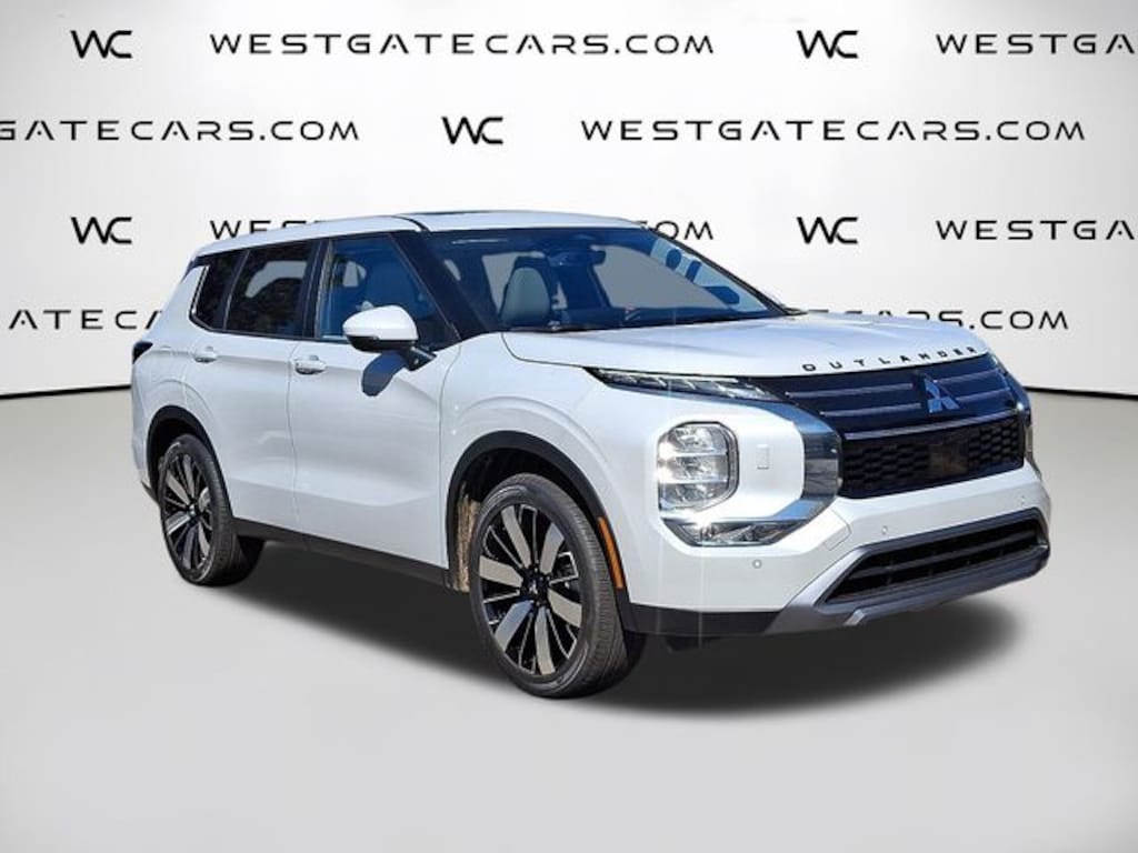New 2025 Mitsubishi Outlander SE SUV