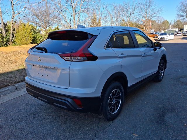 2025 Mitsubishi Eclipse Cross ES photo 4