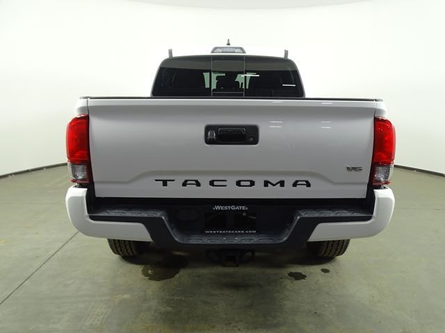 2018 Toyota Tacoma TRD Sport V6 photo 4