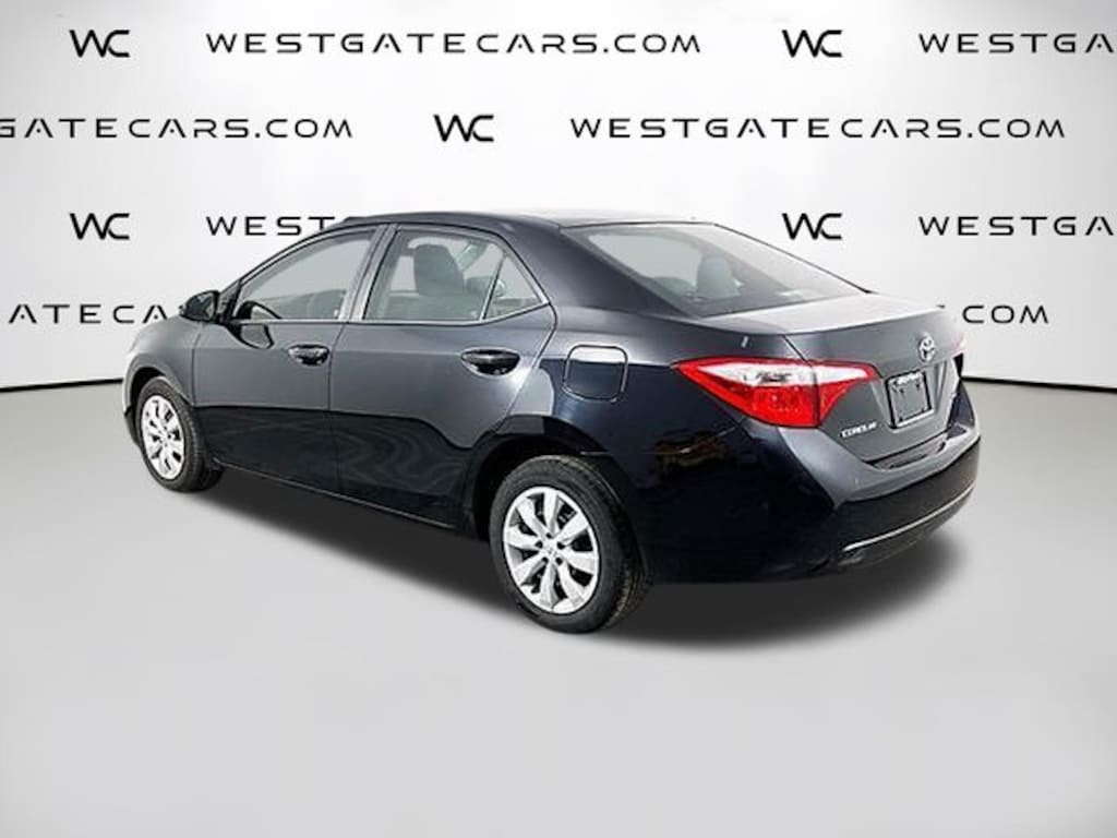 Used 2016 Toyota Corolla LE Sedan