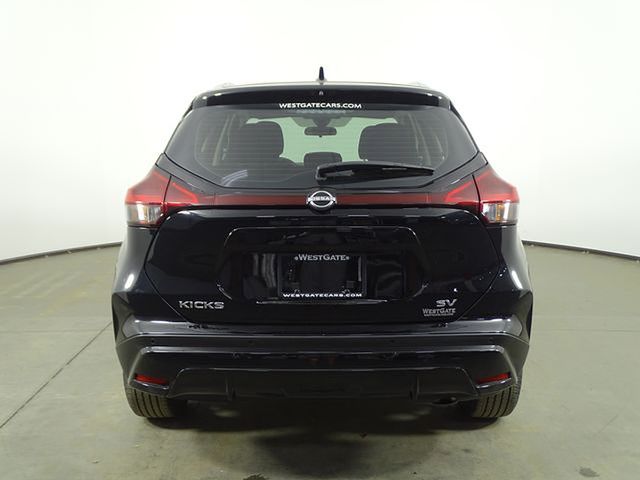 2024 Nissan Kicks SV photo 4