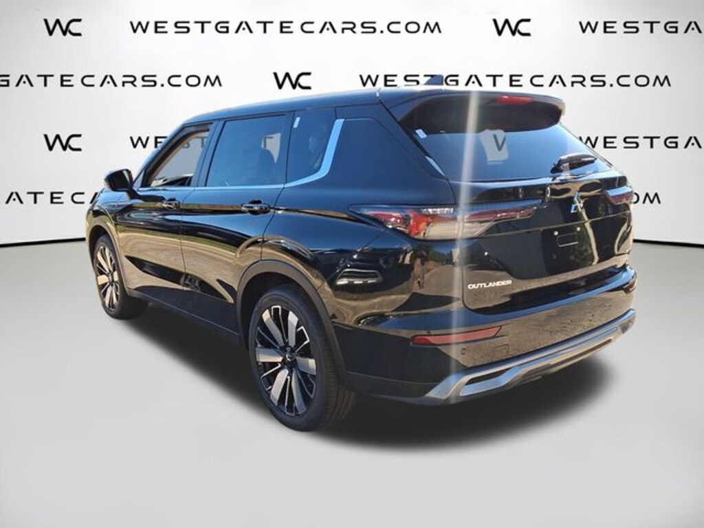 New 2025 Mitsubishi Outlander SE SUV