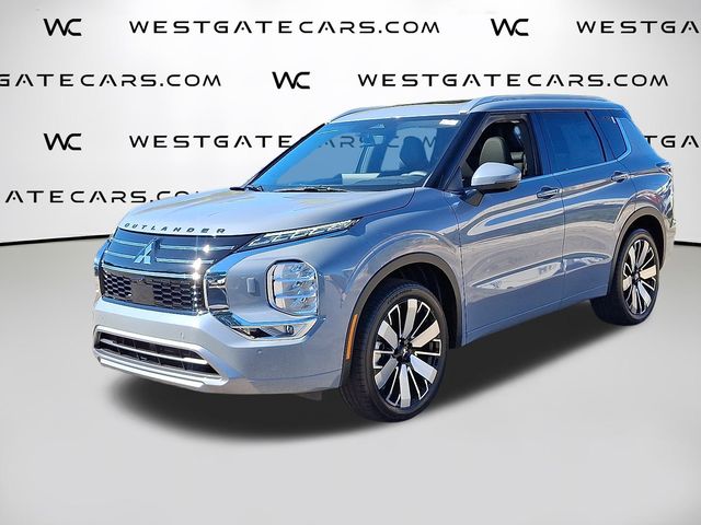 2025 Mitsubishi Outlander SEL's photo