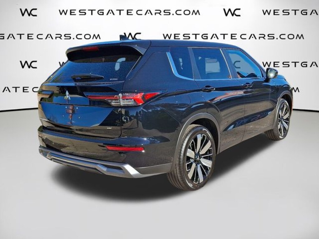 New 2025 Mitsubishi Outlander SE SUV