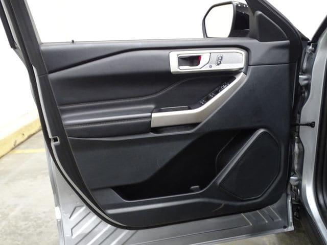 2023 Ford Explorer Limited - Photo 18