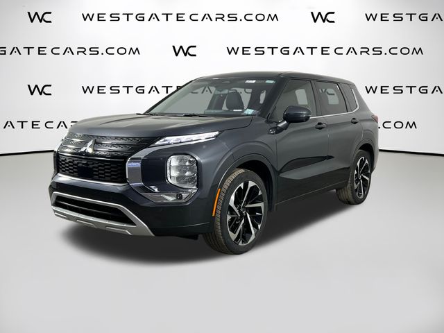 2024 Mitsubishi Outlander SE's photo