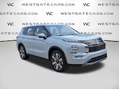 2025 Mitsubishi Outlander SE SUV