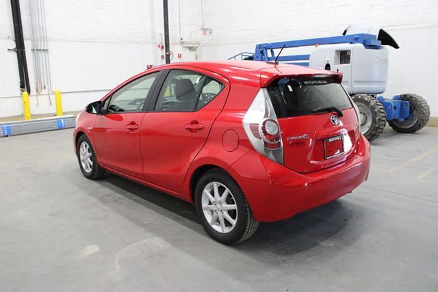 2012 Toyota Prius C Three photo 3
