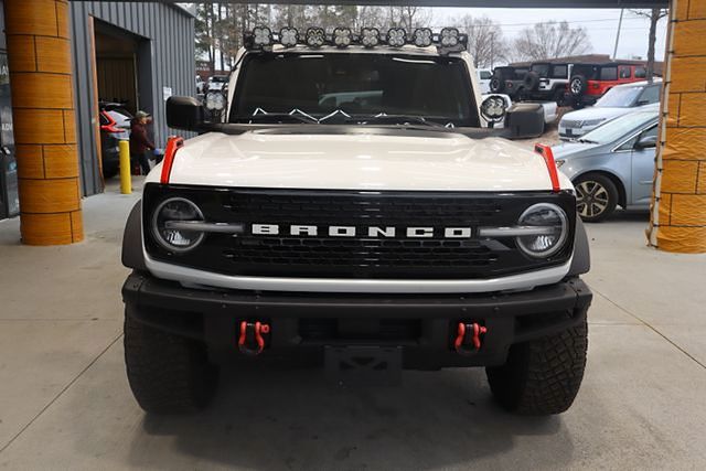 2024 Ford Bronco Wildtrak photo 2