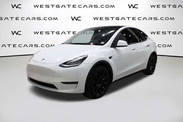 2022 Tesla Model Y Long Range's photo