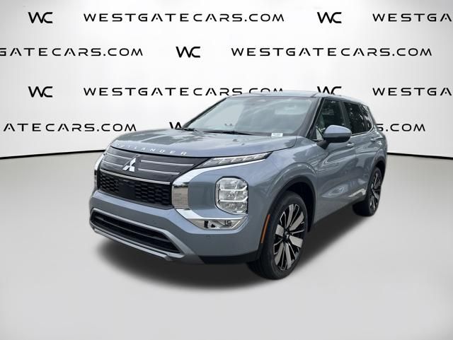 2026 Mitsubishi Outlander SE FWD's photo