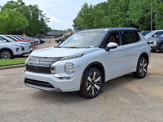 2025 Mitsubishi Outlander SEL photo 2