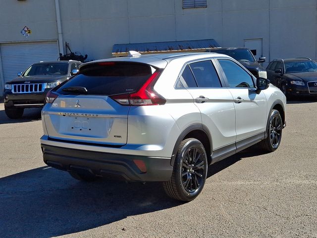 2025 Mitsubishi Eclipse Cross LE photo 4
