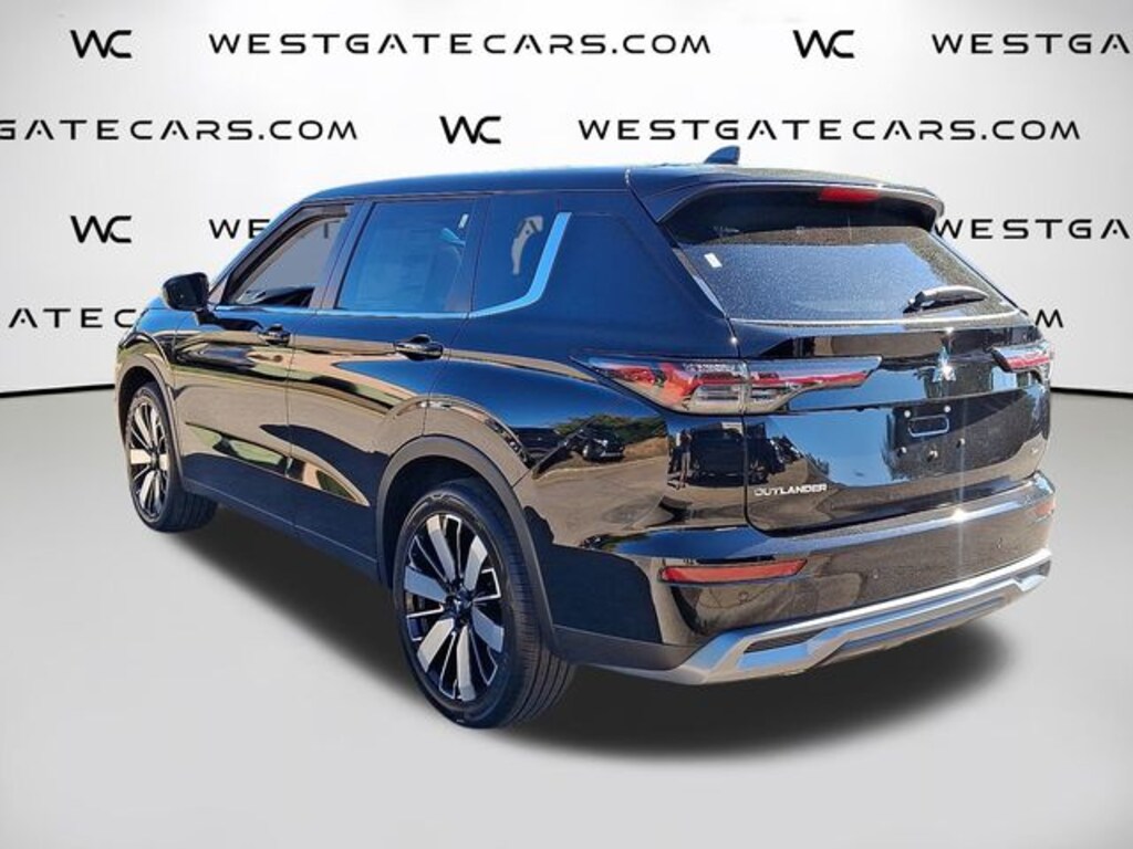 New 2025 Mitsubishi Outlander SE SUV